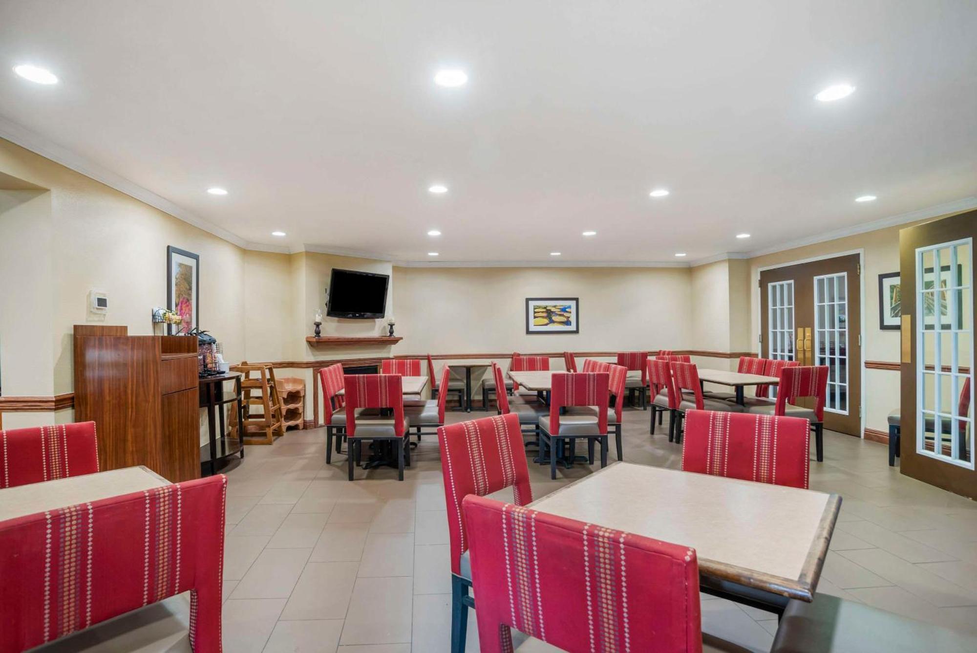 Comfort Inn & Suites Daphne Spanish Fort - Mobile East Ngoại thất bức ảnh